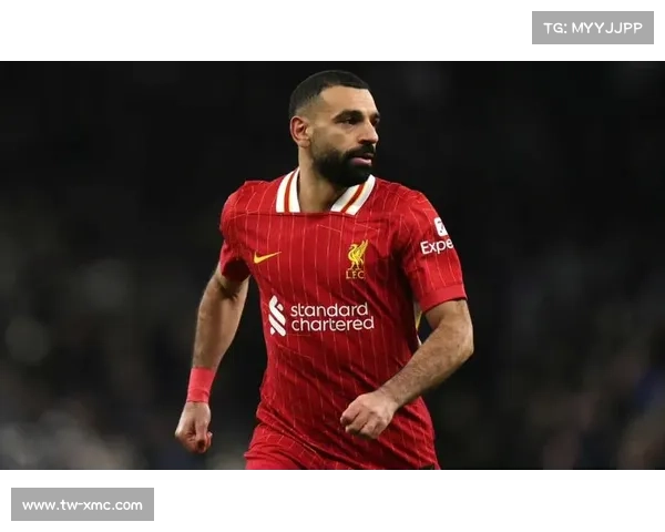 如何通过观察比赛细节分析萨拉赫在场上的位置变化与影响